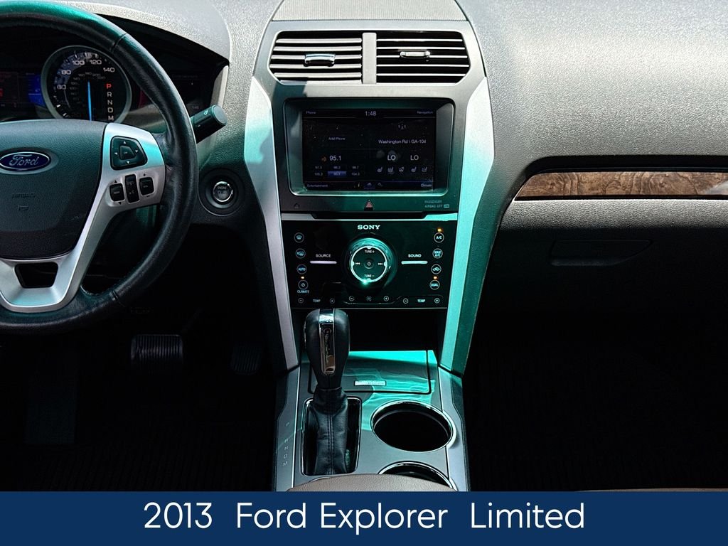 Used 2013 White Ford Limited image 29