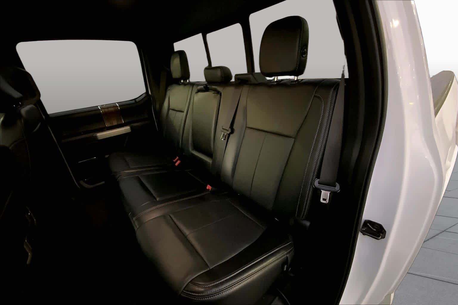 Used 2019 Oxford White Ford LARIAT image 17