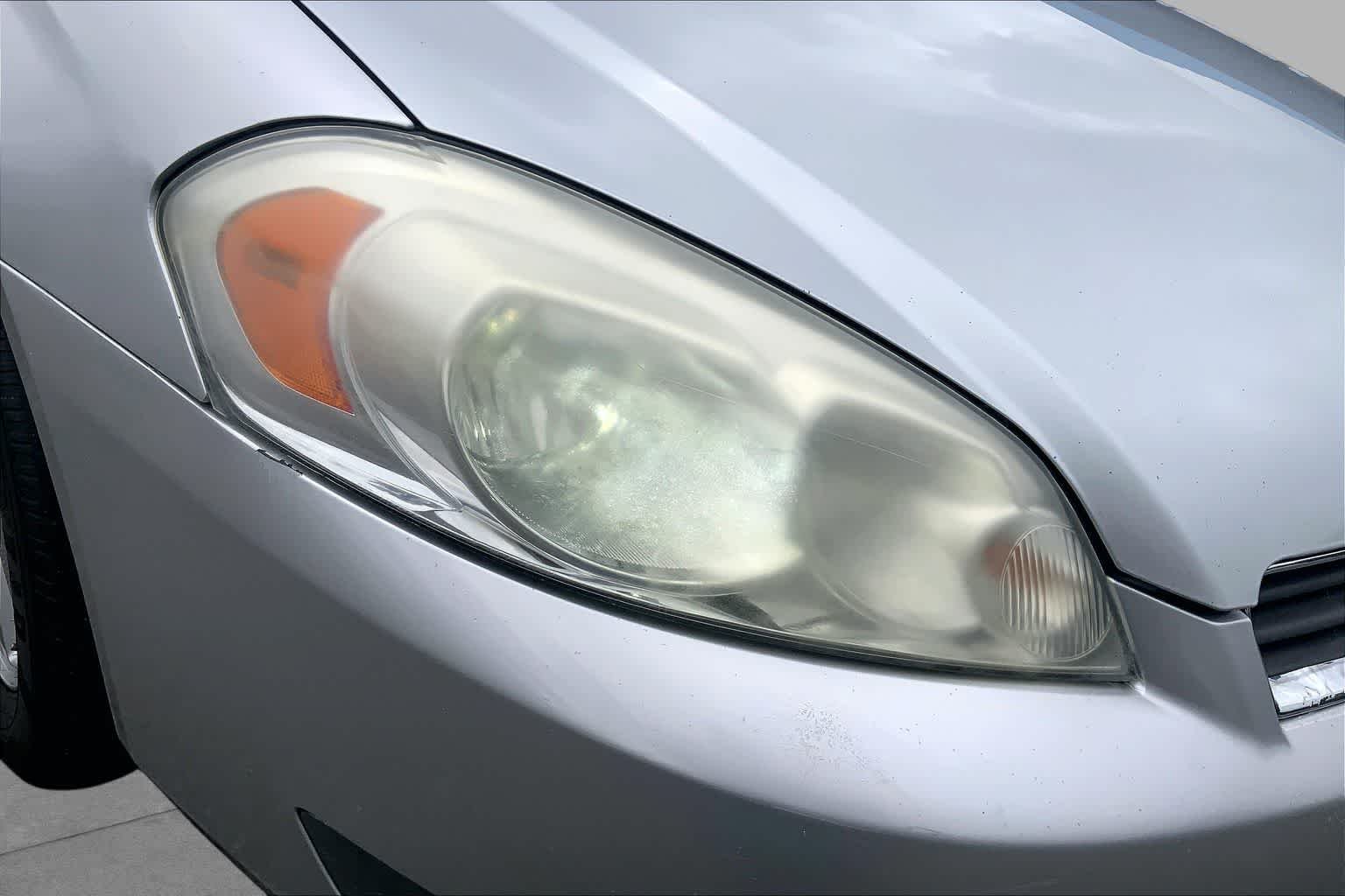 Used 2010 Silver Ice Metallic Chevrolet LT image 26
