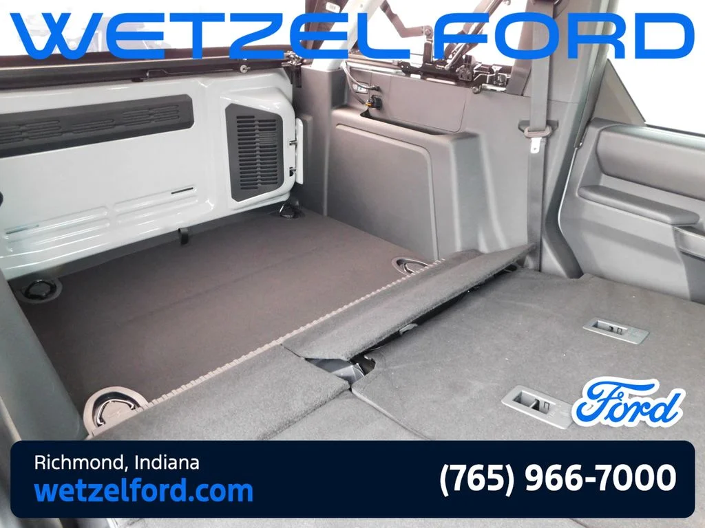 New 2026 Avalanche Gray Ford Badlands® image 26