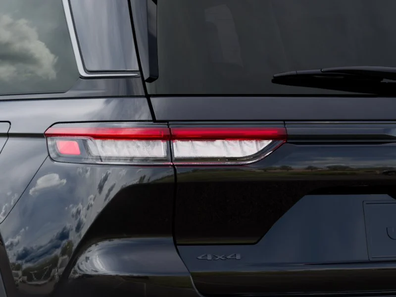 New 2027 High-Gloss Black Paint Jeep Altitude image 36