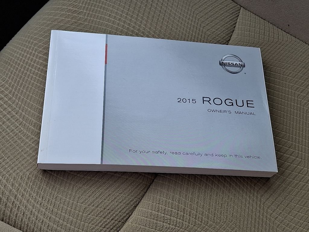 Used 2015 White Nissan S image 25