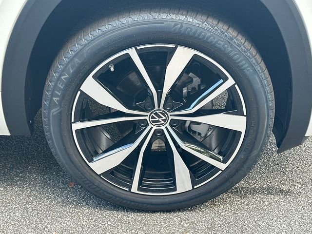 New 2026 White Volkswagen SEL Premium R-Line image 12