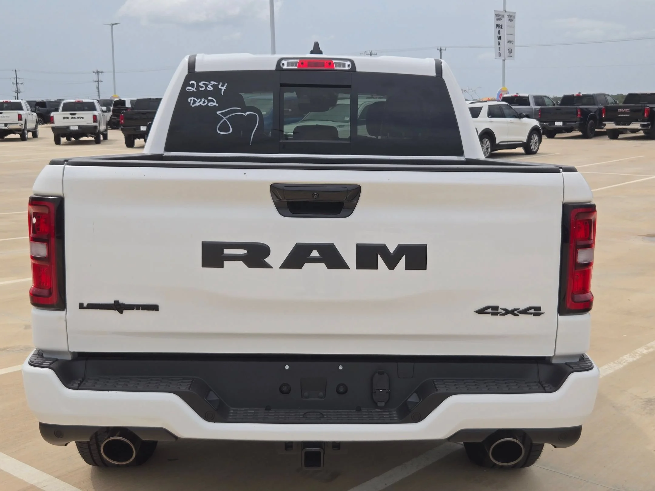 New 2026 Bright White Clear-Coat Exterior Paint RAM Big Horn/Lone Star image 4