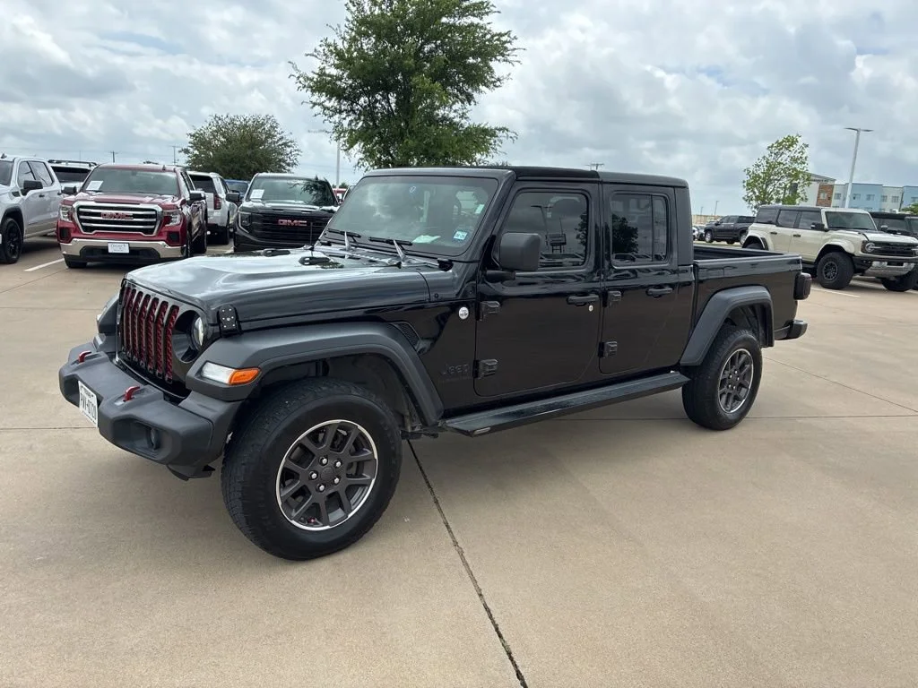 2020 Jeep Gladiator Sport S's photo