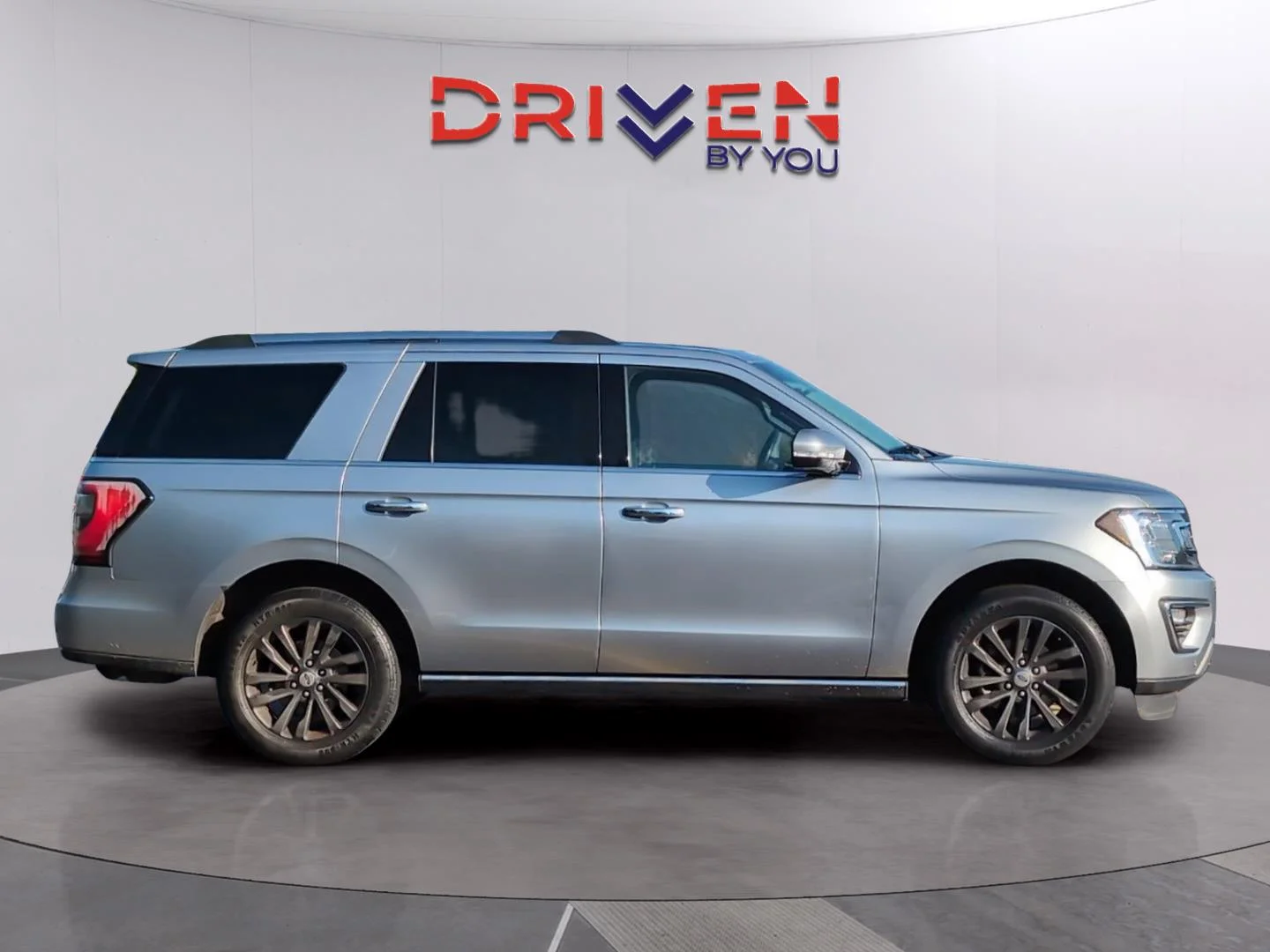 Used 2021 Iconic Silver Ford Limited image 6