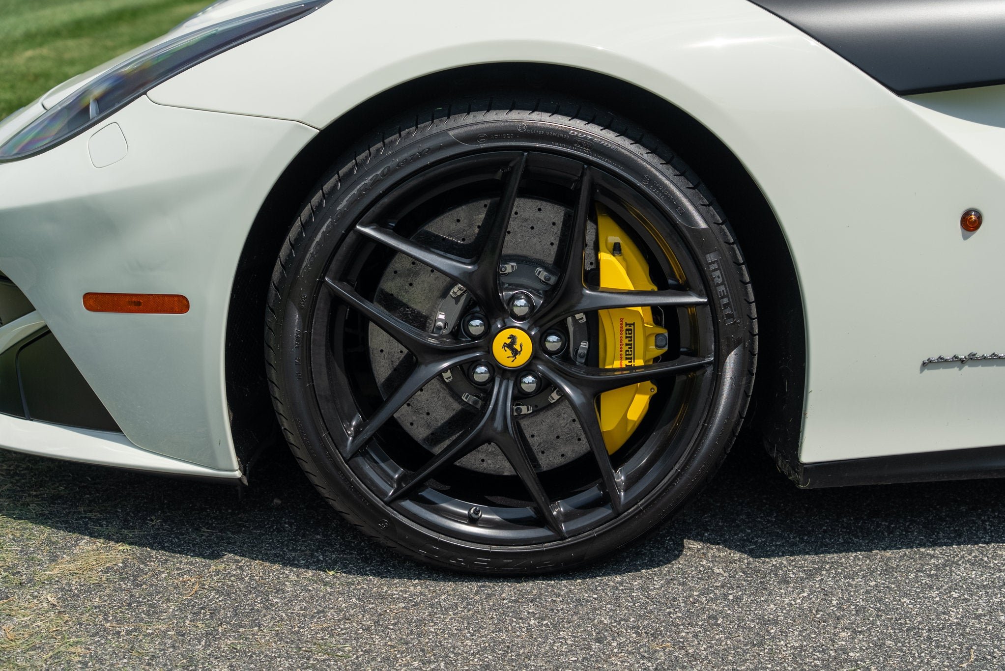 Certified Used 2017 Bianco Avus Ferrari  image 9
