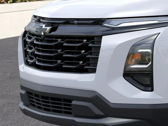 New 2027 Summit White Chevrolet LT image 13