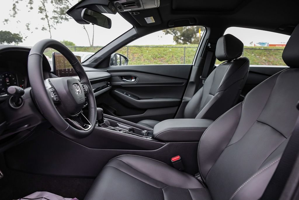 New 2025 Urban Gray Pearl Honda Sport-L image 20