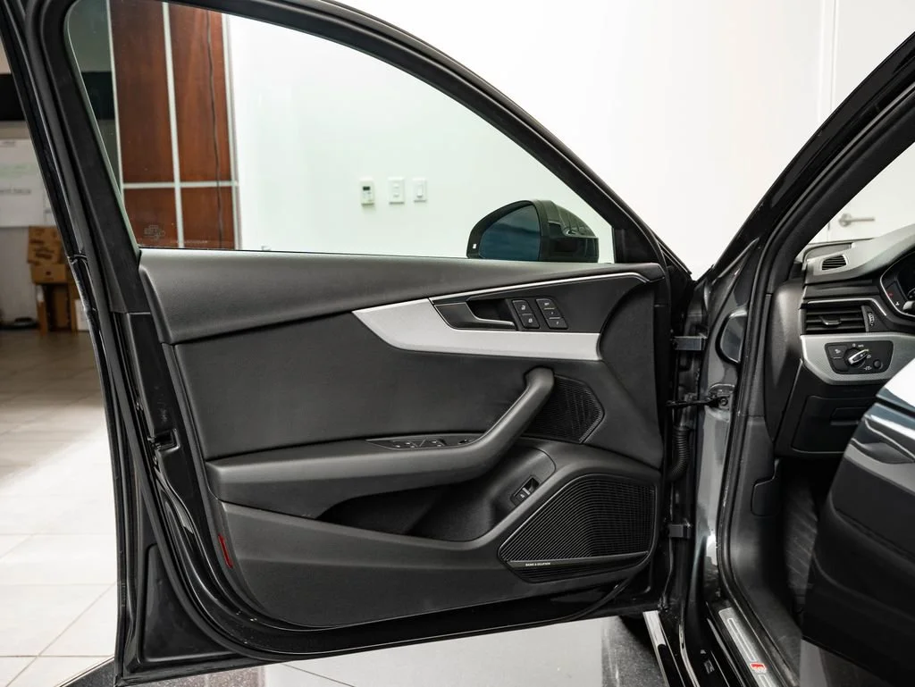 Used 2018 Manhattan Gray Metallic Audi 2.0T Premium Plus image 25