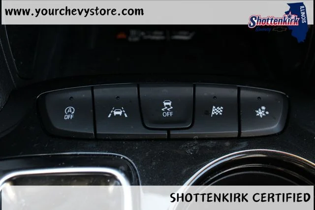 Used 2025 Gray Chevrolet ACTIV image 31