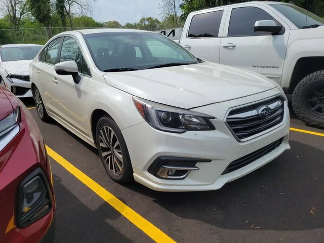 2018 Subaru Legacy 2.5i Premium's photo