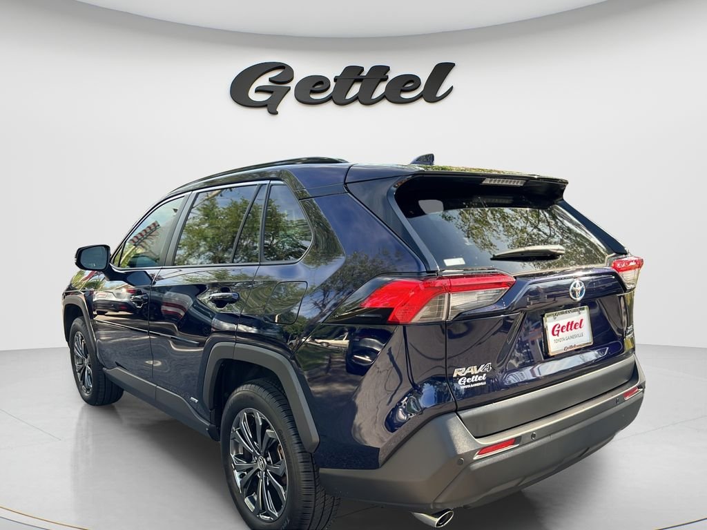 2024 Toyota RAV4 XLE Premium - Photo 7