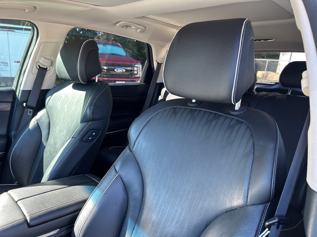 Used 2024  Genesis 3.5T Advanced image 9