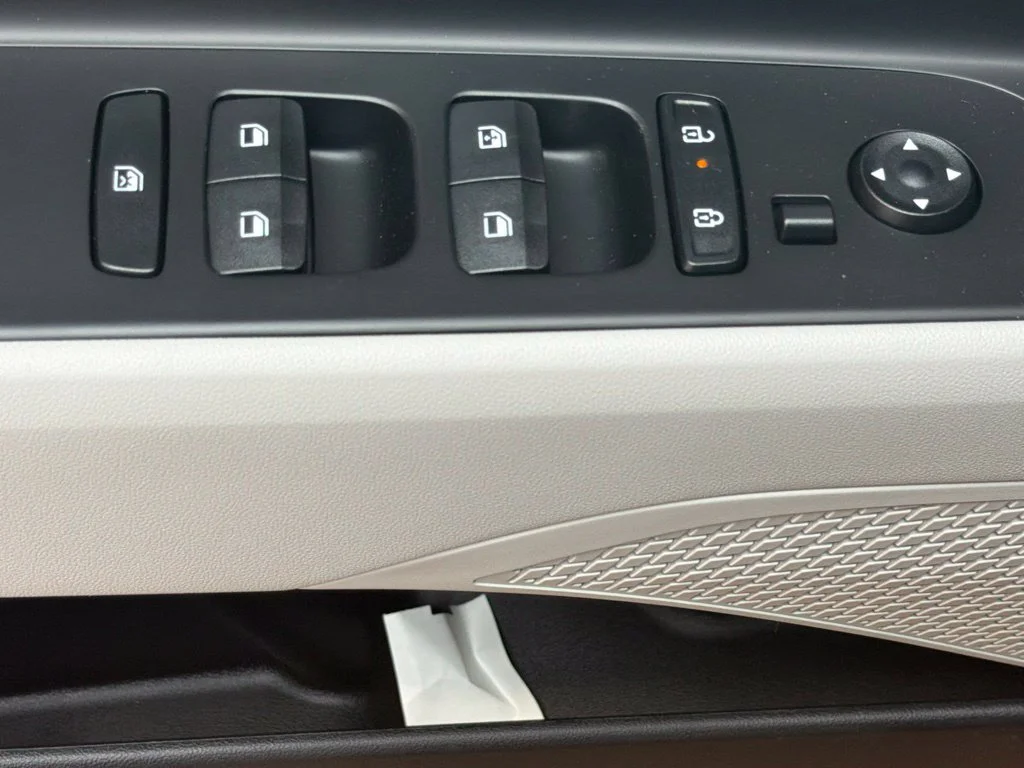 New 2026 Amazon Gray Hyundai SEL Sport Plus image 22