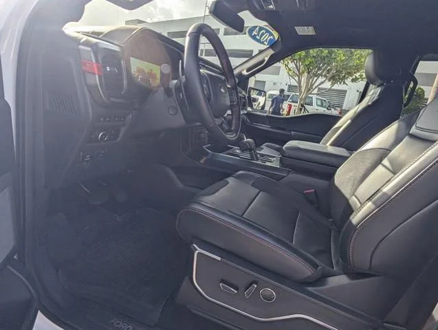 2024 Ford F-150 Raptor - Photo 33