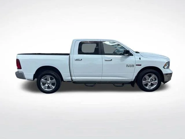 Used 2015 White RAM Lone Star image 6