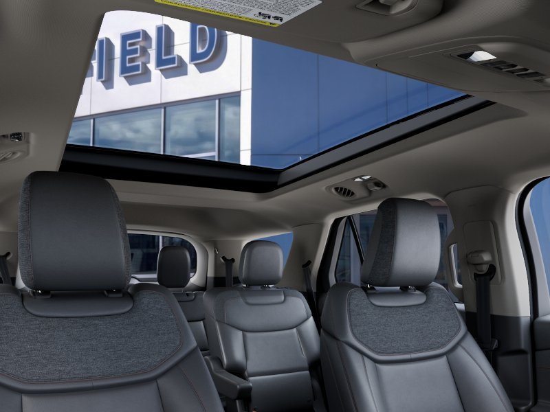 New 2027 Agate Black Metallic Ford Active image 45
