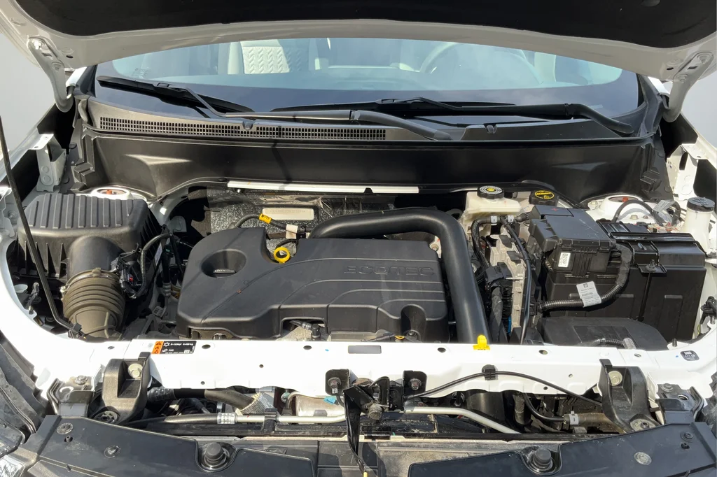Used 2024 White Chevrolet LS image 23