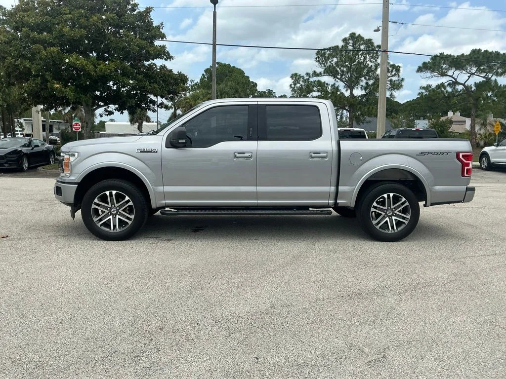 Used 2020 Silver Ford XLT image 3