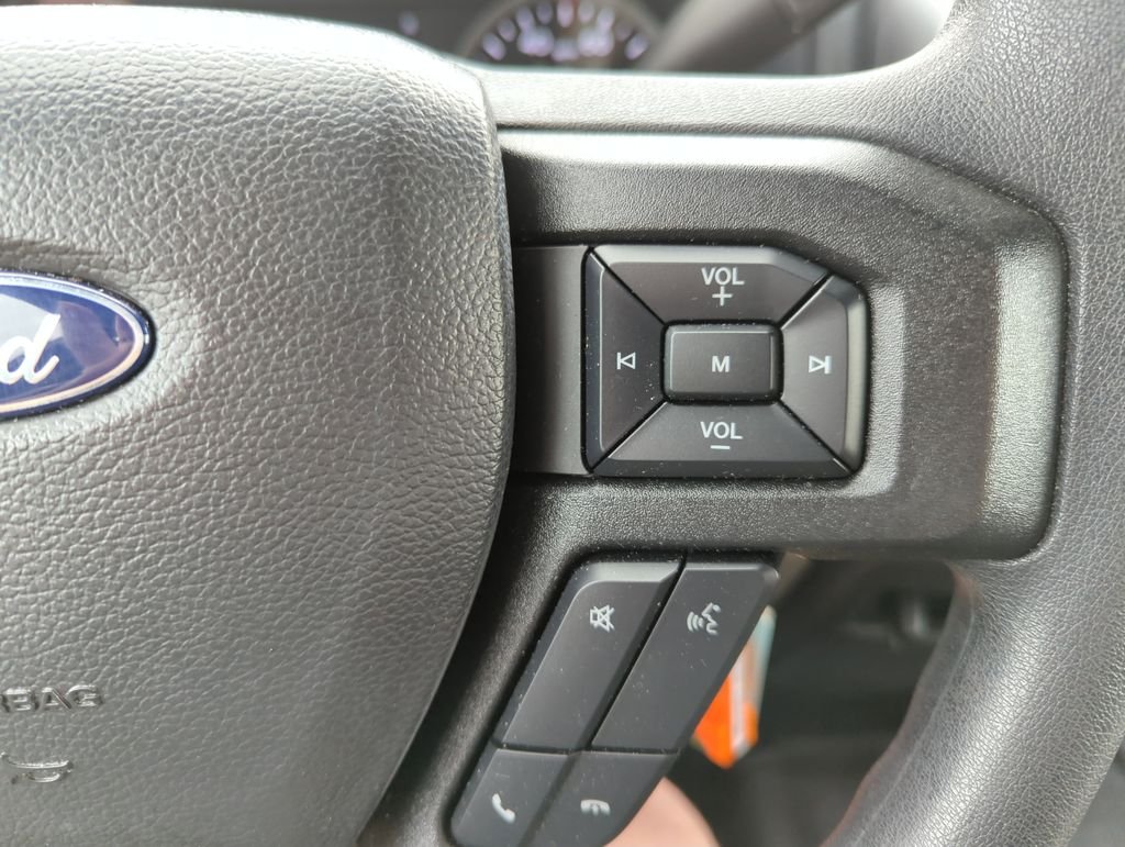 Used 2022 Silver Ford XLT image 21