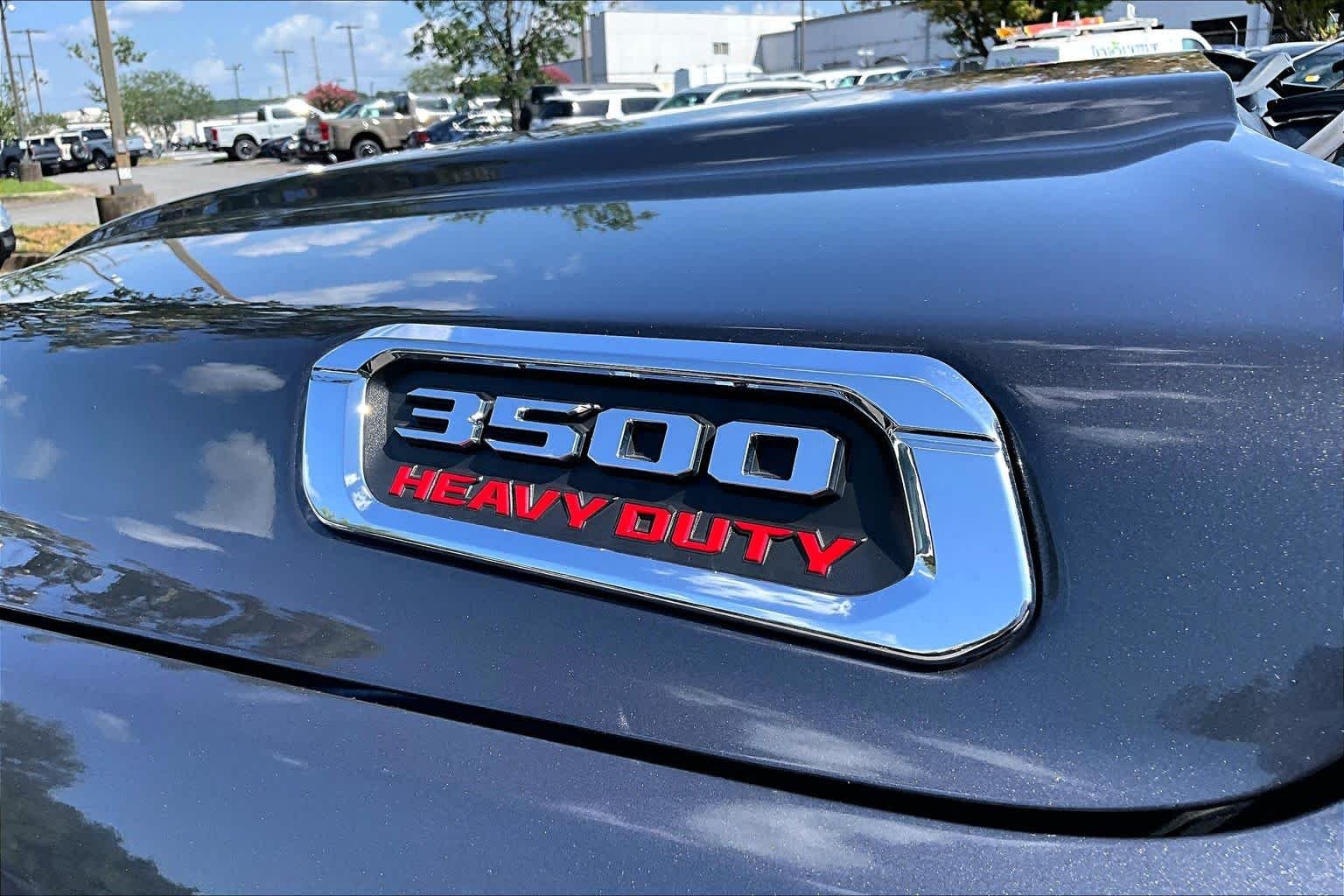 Used 2021 Granite Crystal Metallic Clearcoat Ram Laramie image 30