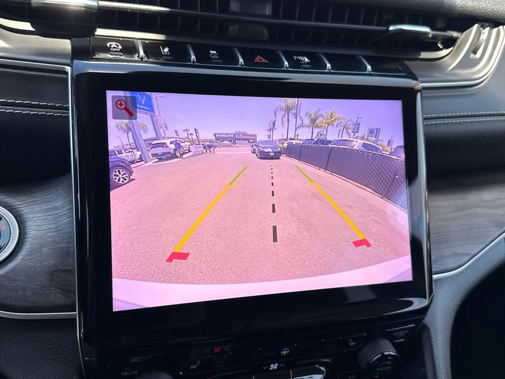Used 2021 Silver Jeep Limited image 30