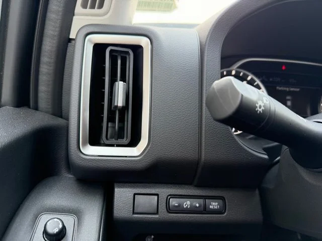 2025 Nissan Frontier SV - Photo 23