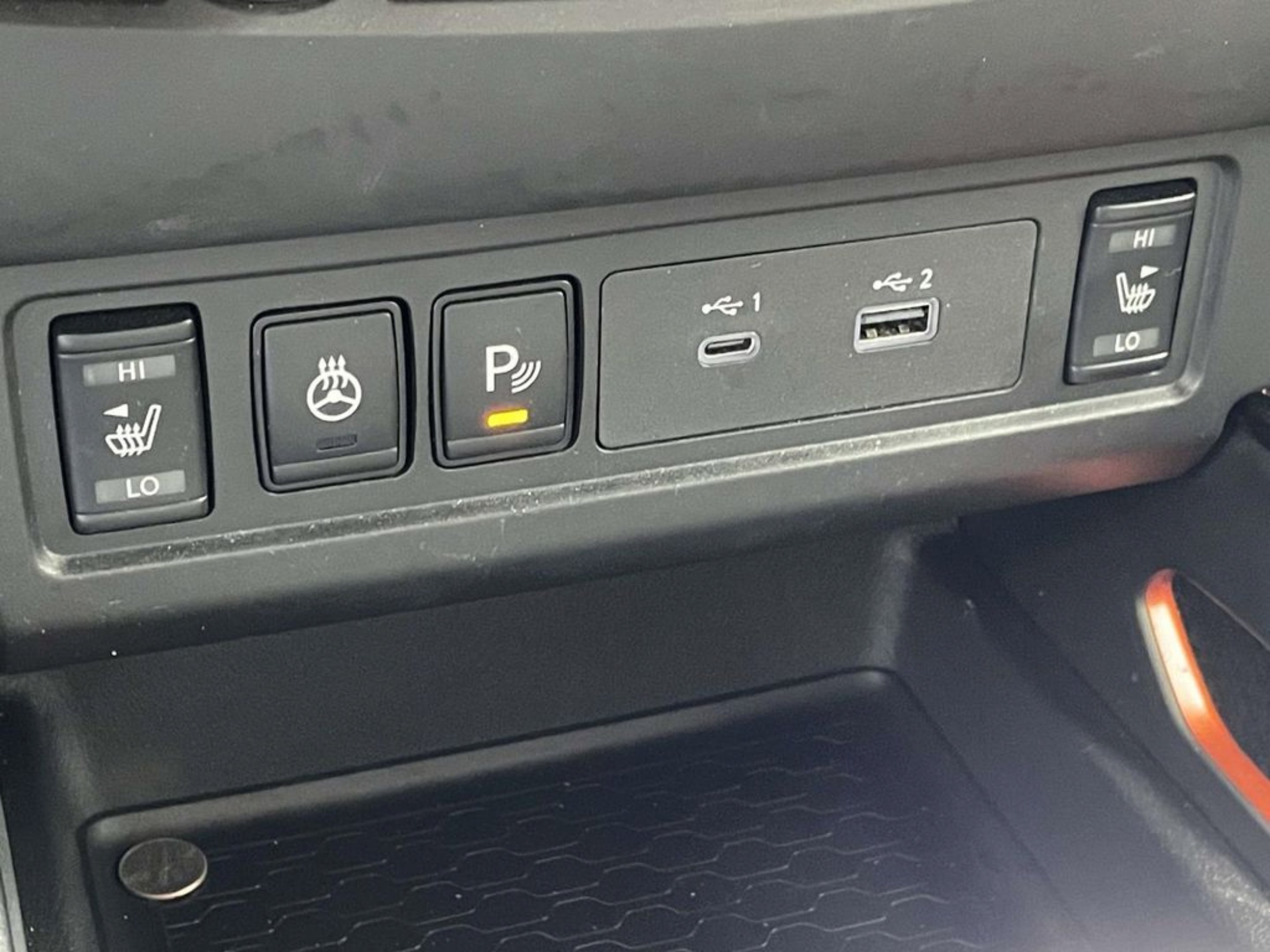 Used 2025 Gray Nissan PRO-4X image 11