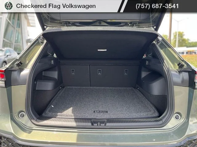 New 2026 Green Volkswagen 2.0T SEL R-Line Turbo image 15