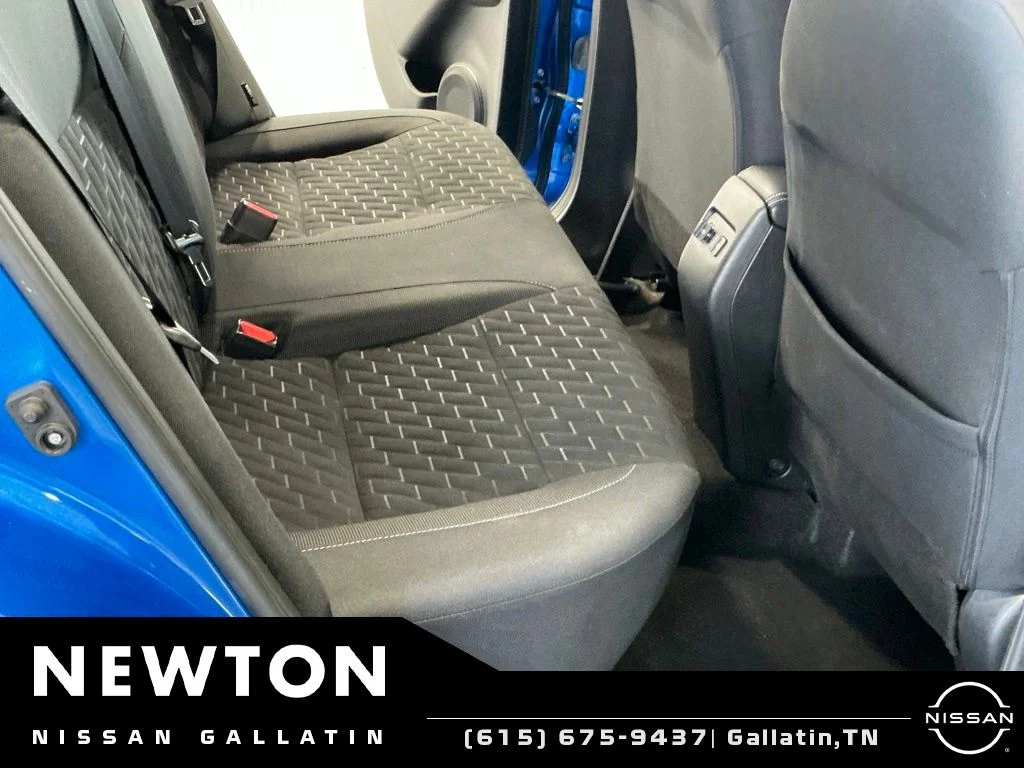 Used 2023 Electric Blue Metallic/Super Black Nissan SV image 15