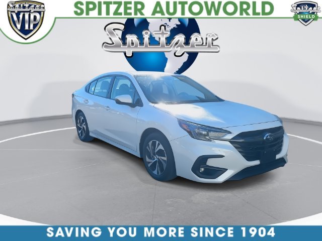 Used 2025 White Subaru Premium image 4