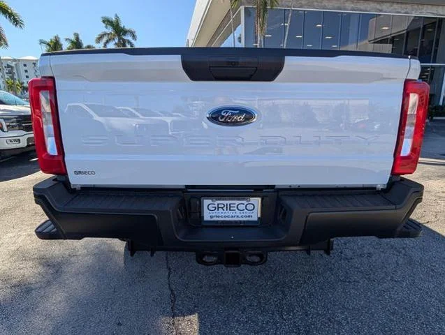 New 2026 Oxford White Ford F-350® XL image 19
