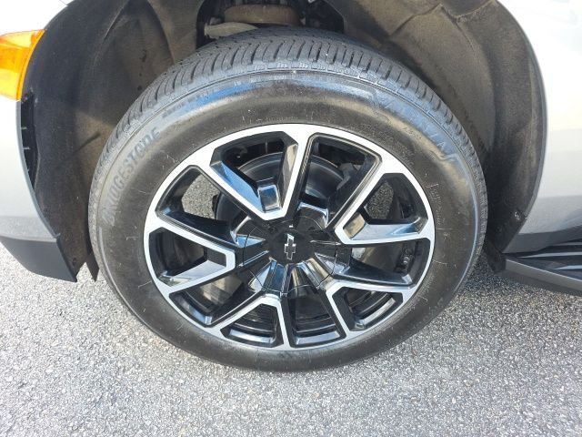 Used 2023 Gray Chevrolet RST image 9