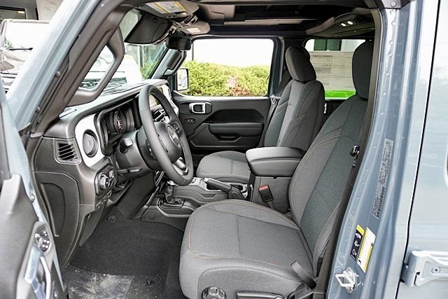 New 2026 Anvil Clear-Coat Exterior Paint Jeep Sport S image 23