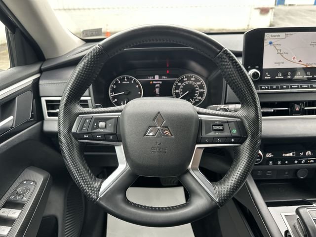 Used 2024 Graphite Gray Mitsubishi SE image 13