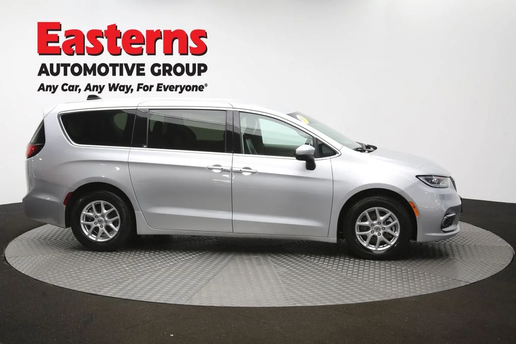 Used 2023 Silver Chrysler Touring L image 48