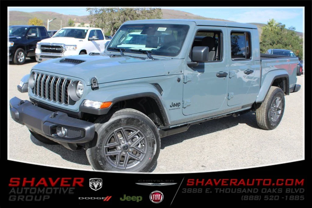 2026 Jeep Gladiator Sport S Auto's photo
