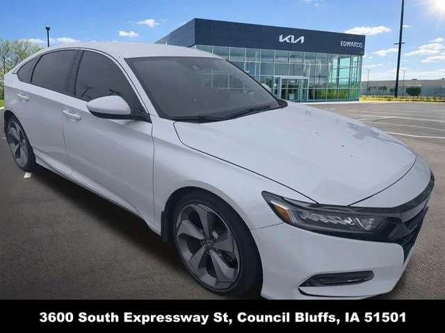 Used 2018 White Honda Sport image 8