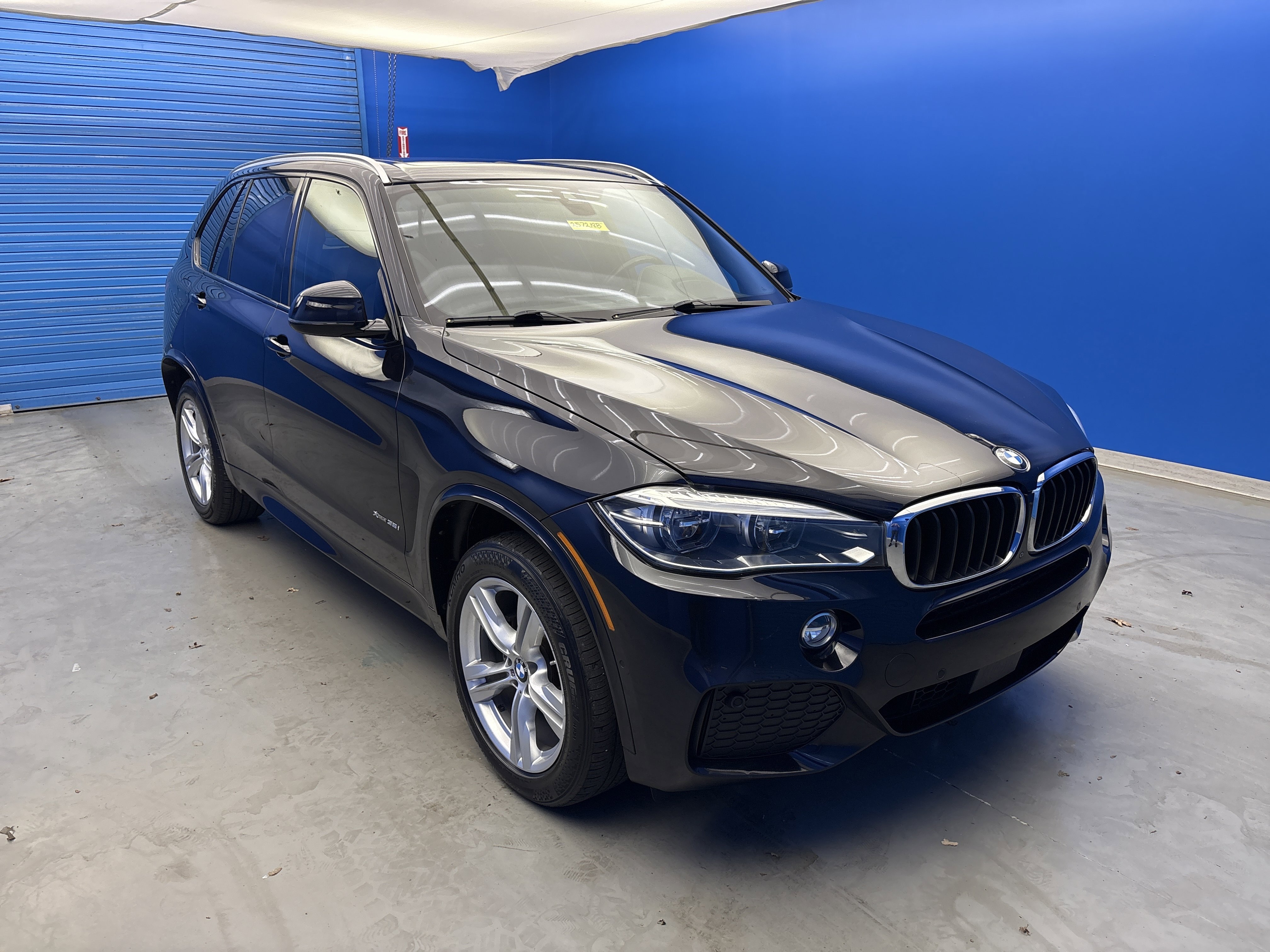 Used 2018 Carbon Black Metallic BMW xDrive35i image 2