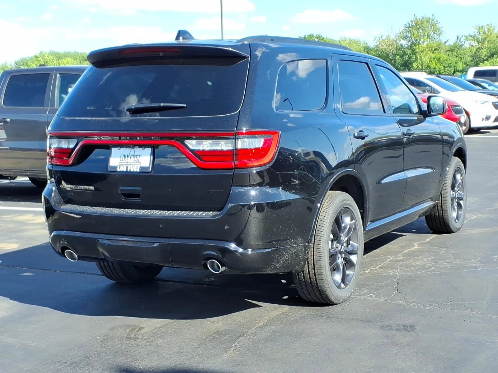 New 2026 Diamond Black Clear-Coat Exterior Paint Dodge GT image 18