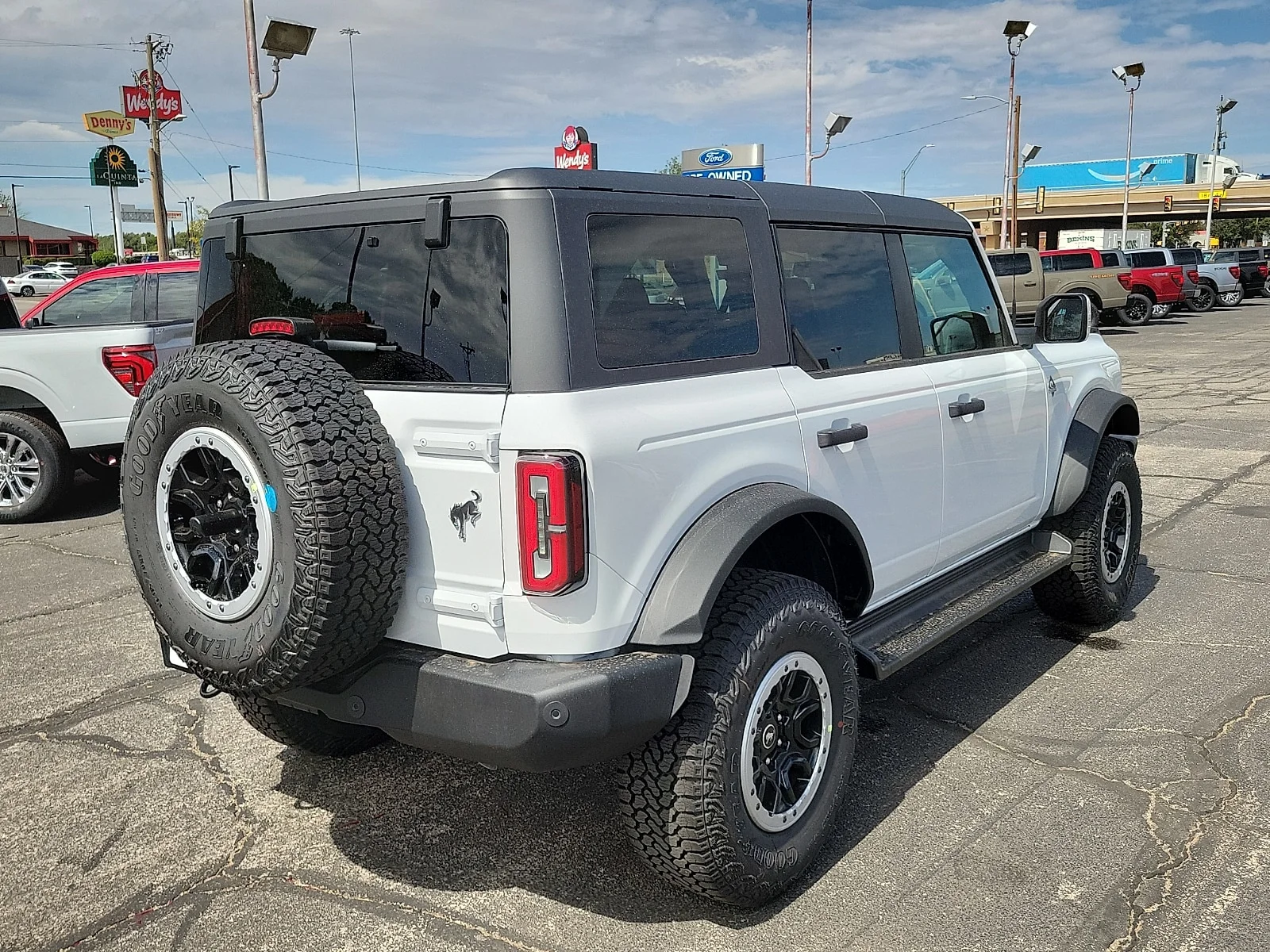New 2026 Oxford White Ford Outer Banks&reg; image 4