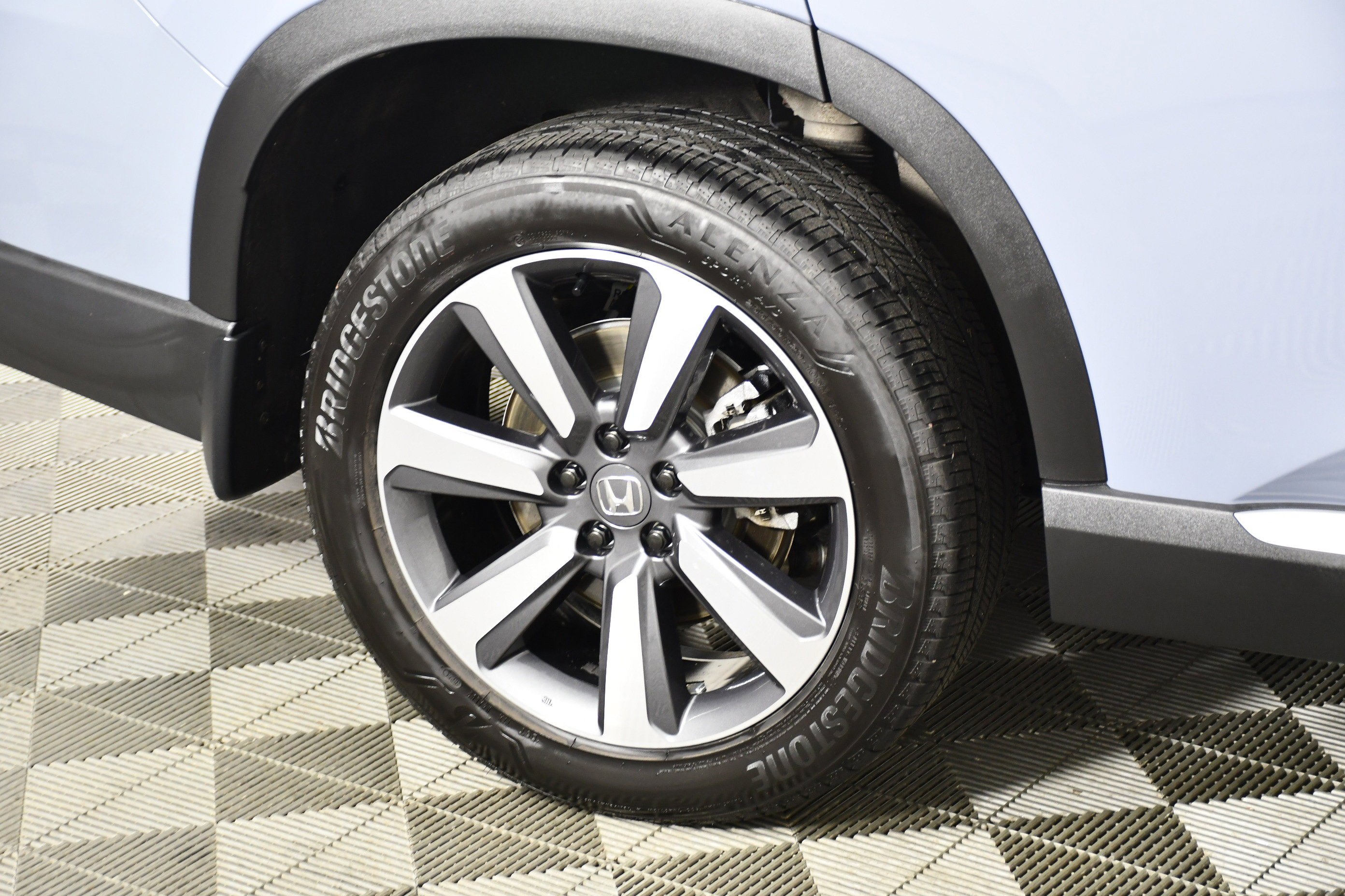 Used 2025 Gray Pearl Honda Touring image 55