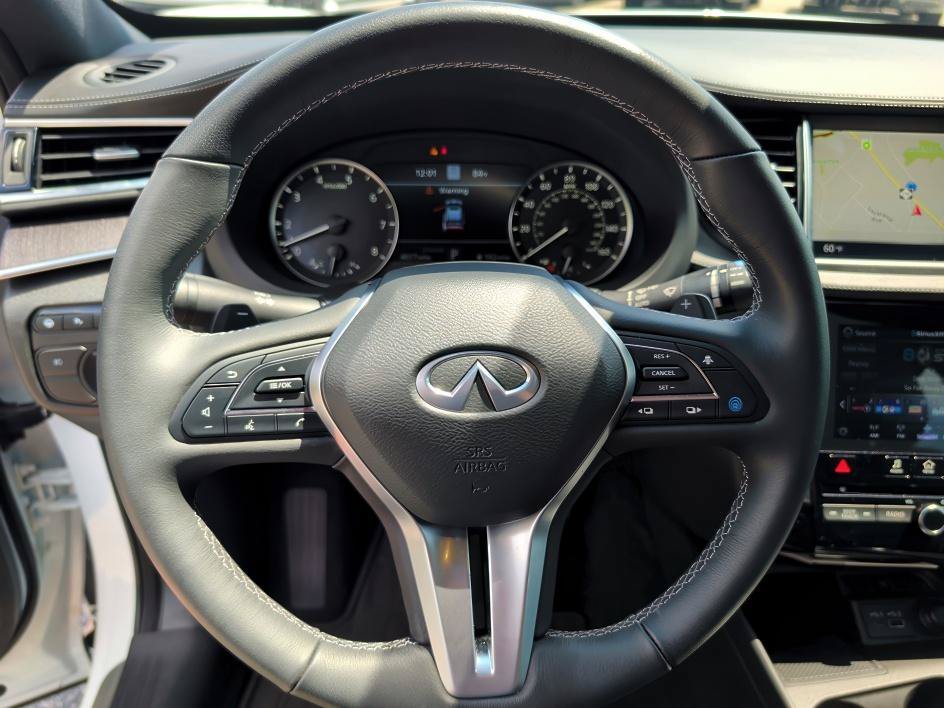 Certified Used 2025 Radiant White INFINITI SENSORY image 18