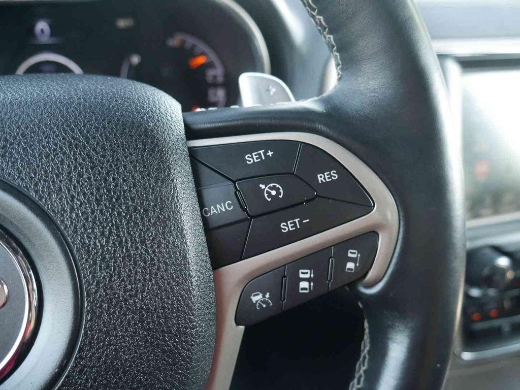 Used 2015 Black Jeep Overland image 36