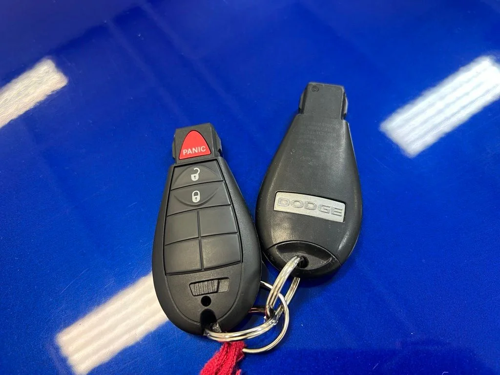 Used 2018 Blue Dodge SE image 32