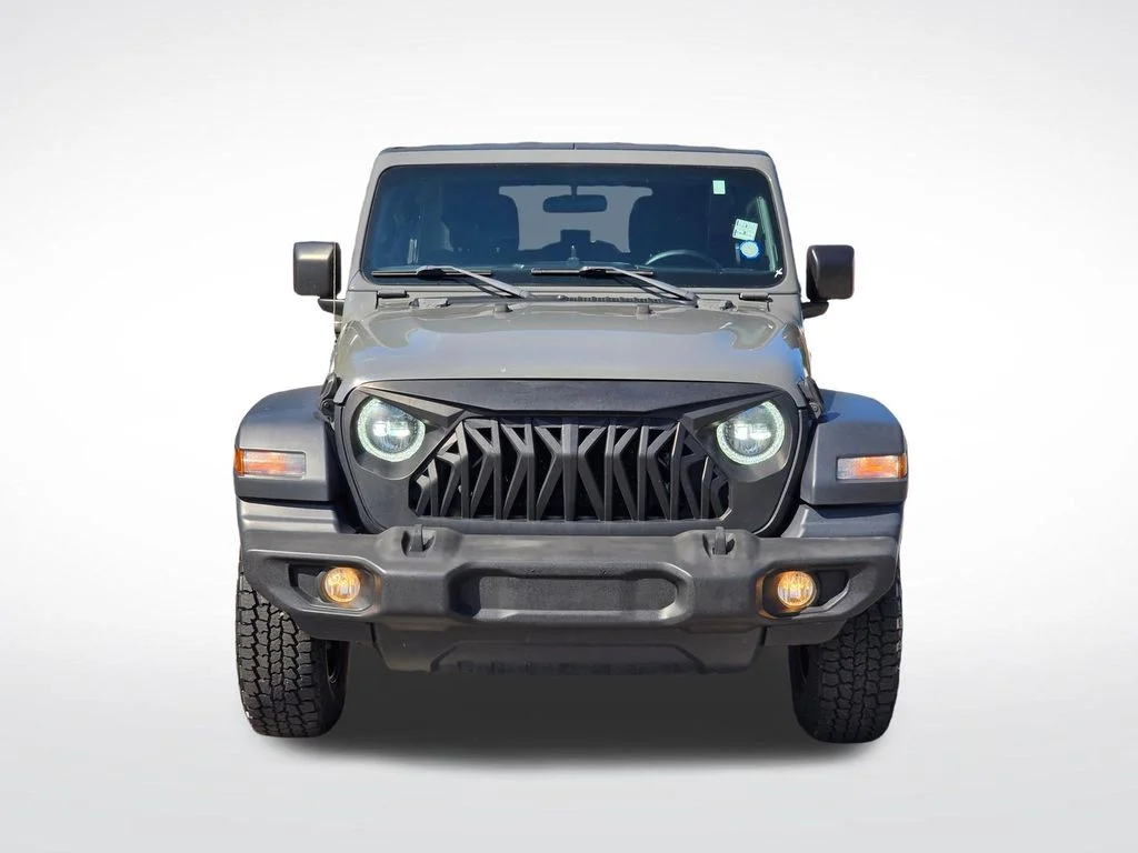 Used 2018 Gray Jeep Unlimited Sport S image 14