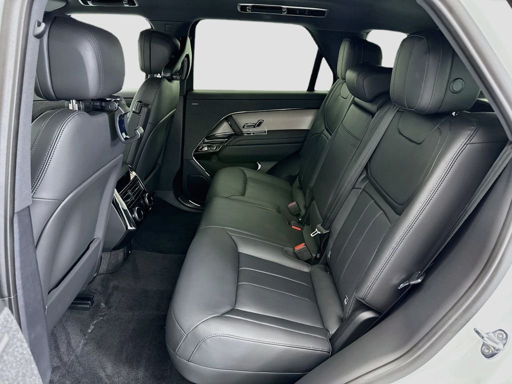 New 2026 Fuji White Land Rover Dynamic SE image 20