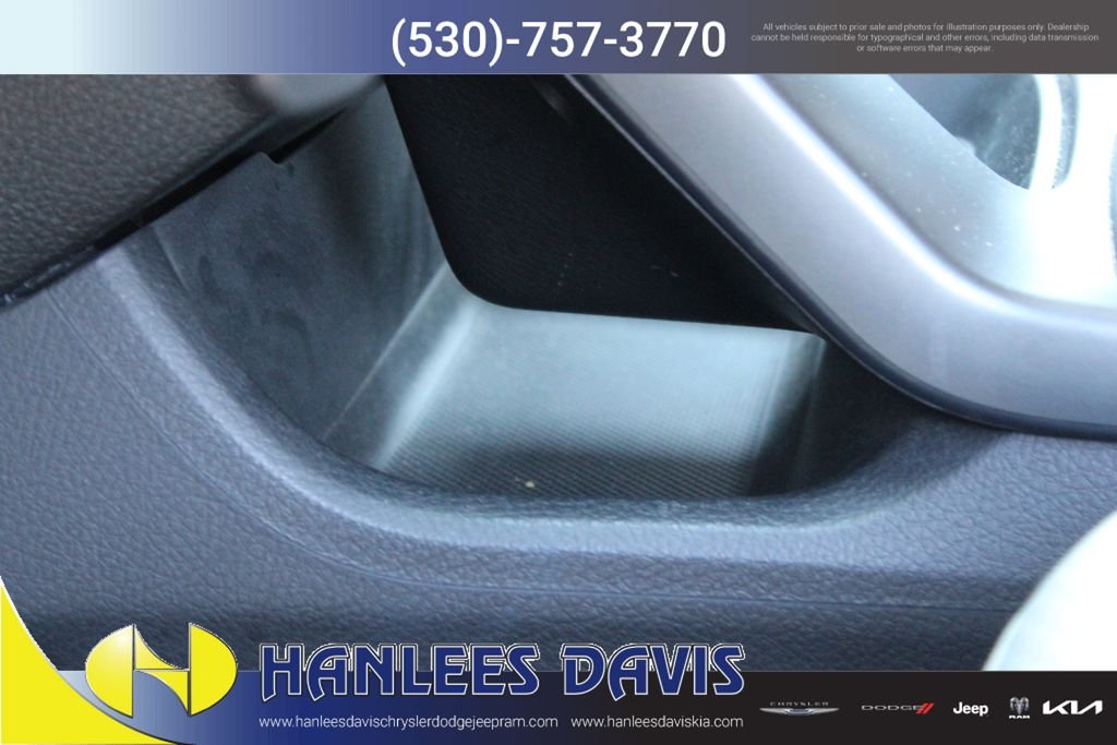 Used 2012 Black Kia LX image 13