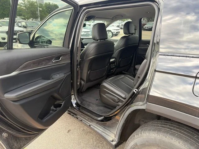 Used 2023 Black Jeep Limited image 5